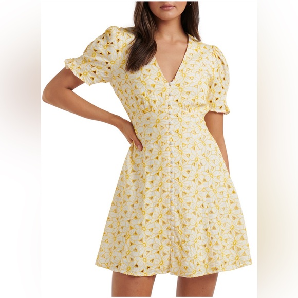 Ever New Yellow Embroidered Puff Sleeve Mini Dress Fit and Flare Coquette Size 4 - Picture 3 of 15